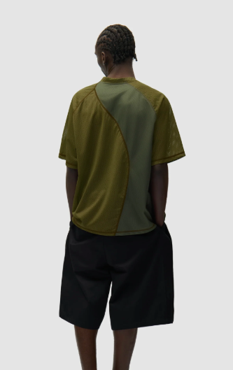 T-shirt met mesh-inzetstukken
